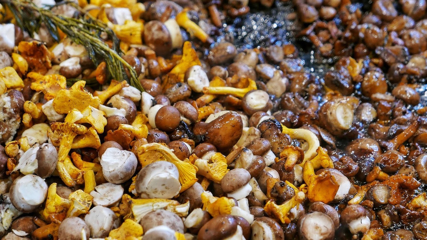 Fried-Wild-Mushrooms.jpg