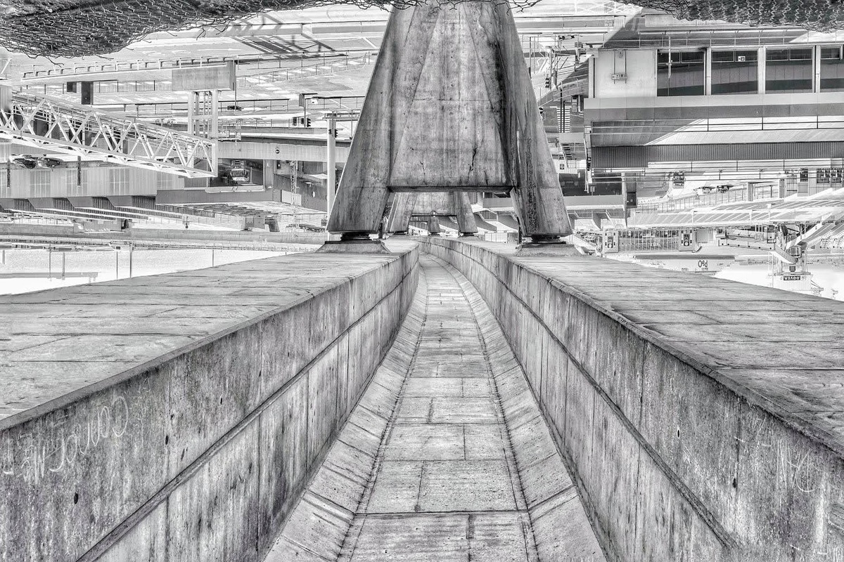 Under-the-bridge-edited.jpg